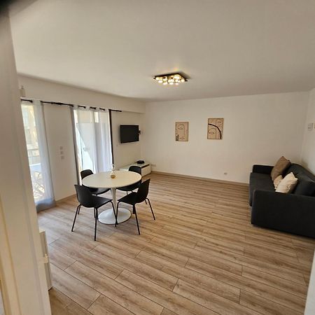 Beautiful 1 Bedroom Flat Niza Exterior foto