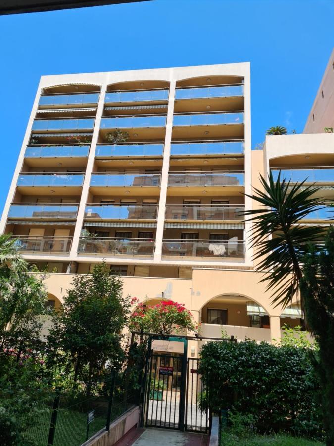 Beautiful 1 Bedroom Flat Niza Exterior foto