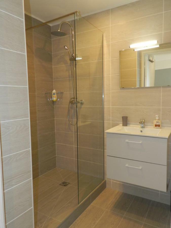 Beautiful 1 Bedroom Flat Niza Exterior foto